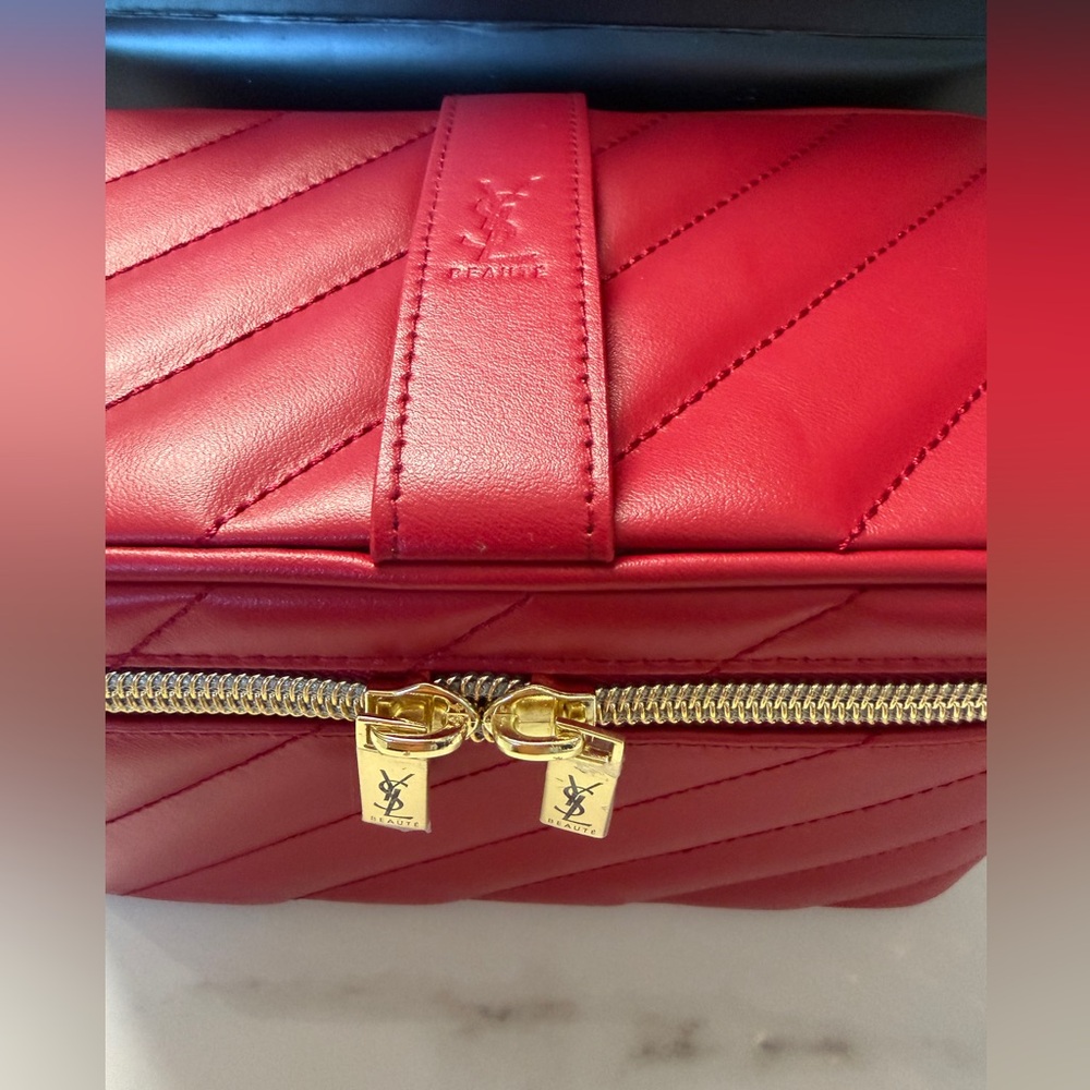 YSL Yves Saint Laurent Beaute ‘Red’ Quilted Premium Vanity Bag